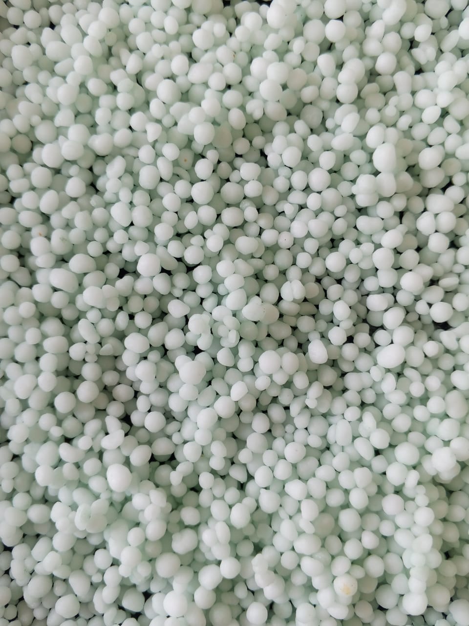 LAMATU coated urea granules